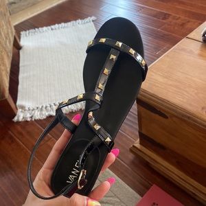 Black Vaneli Sandals